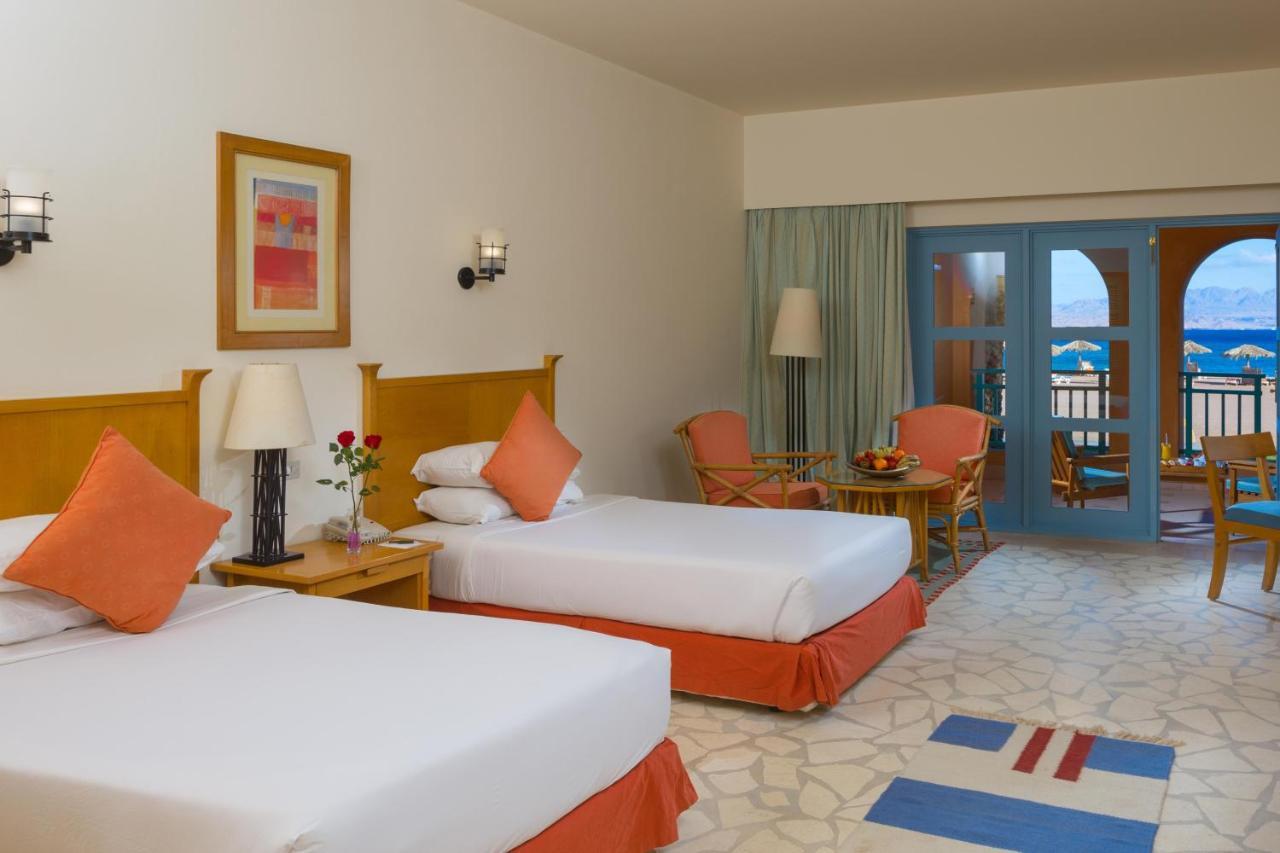 Курортний комплекс Strand Beach Resort Таба